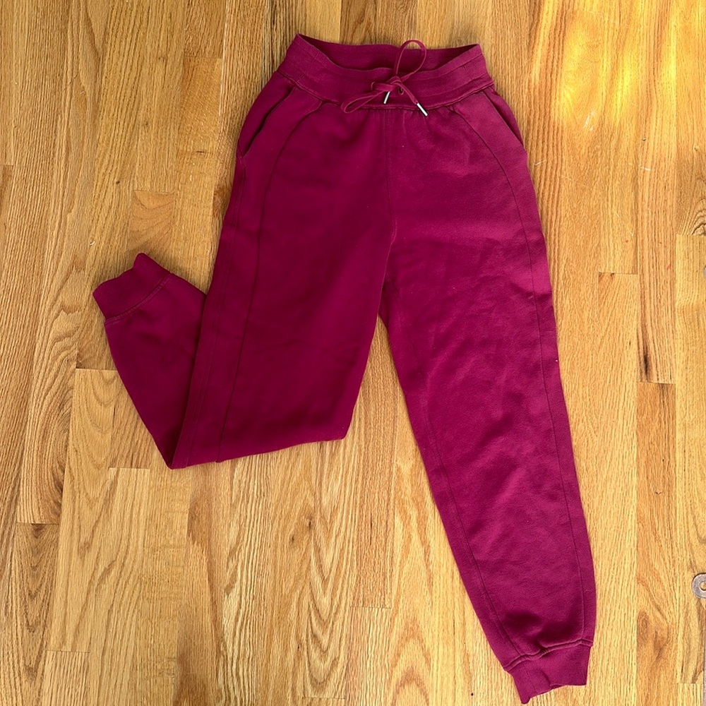 Lululemon Pink Purple Joggers